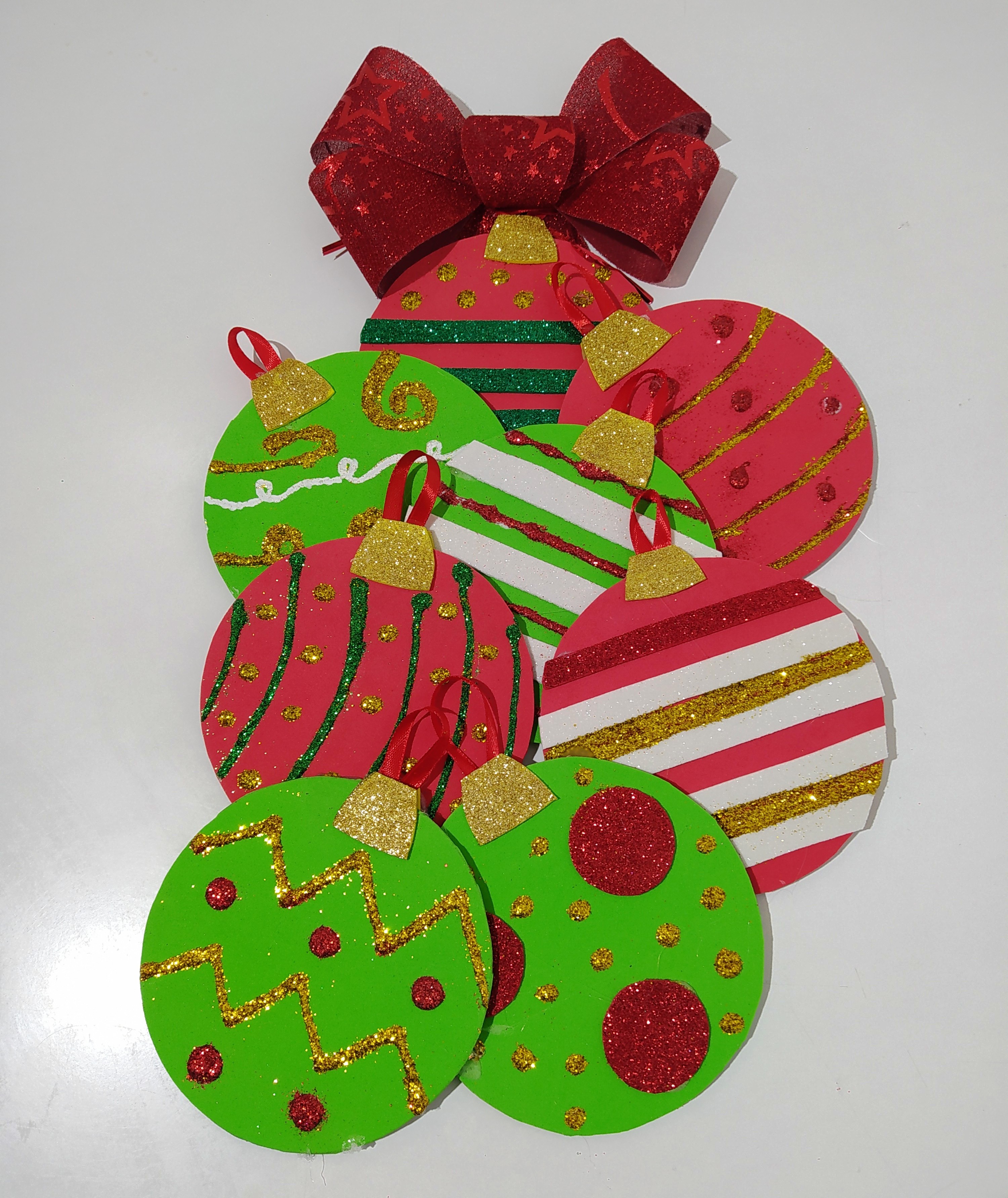 Manualidad navidad con CD bolas navideñas decorativas para árbol